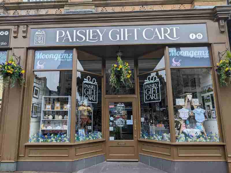 Moongemz Baby & Paisley Gift Cart Shop Paisley